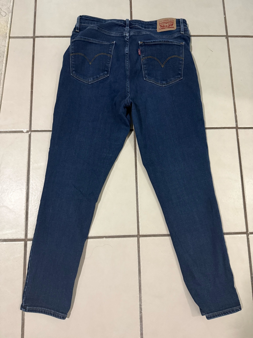 Levi's high rise skinny Dark Blue Women's Jeans Sz 30